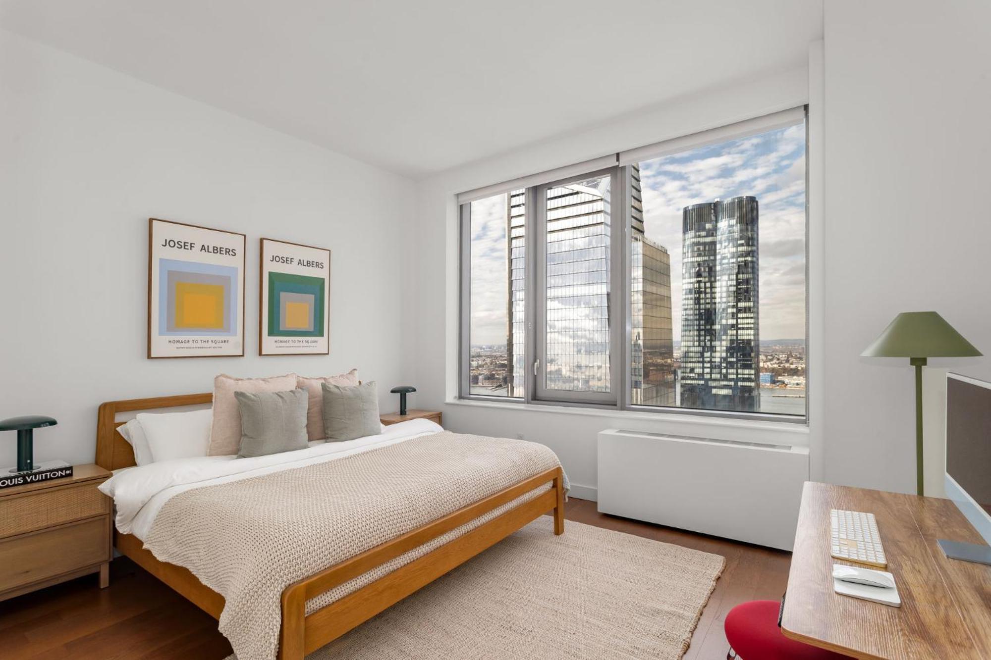 Apartment Luxurious 2-bedroom 2 Bath Close To Park & Broadway